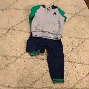Boys jogger suit 3t